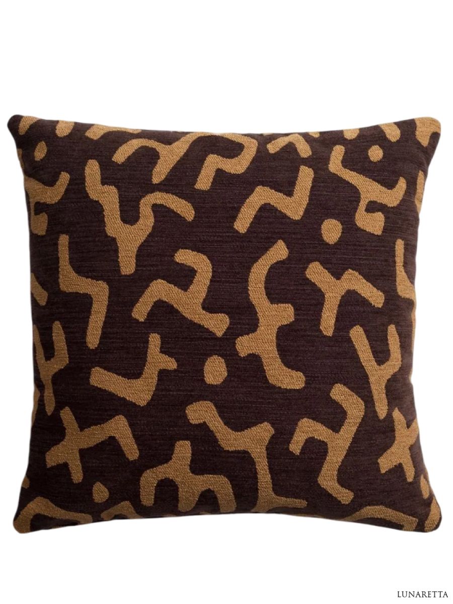 Декоративная подушка для дивана 50x50 Nandos коричневая, на молнии